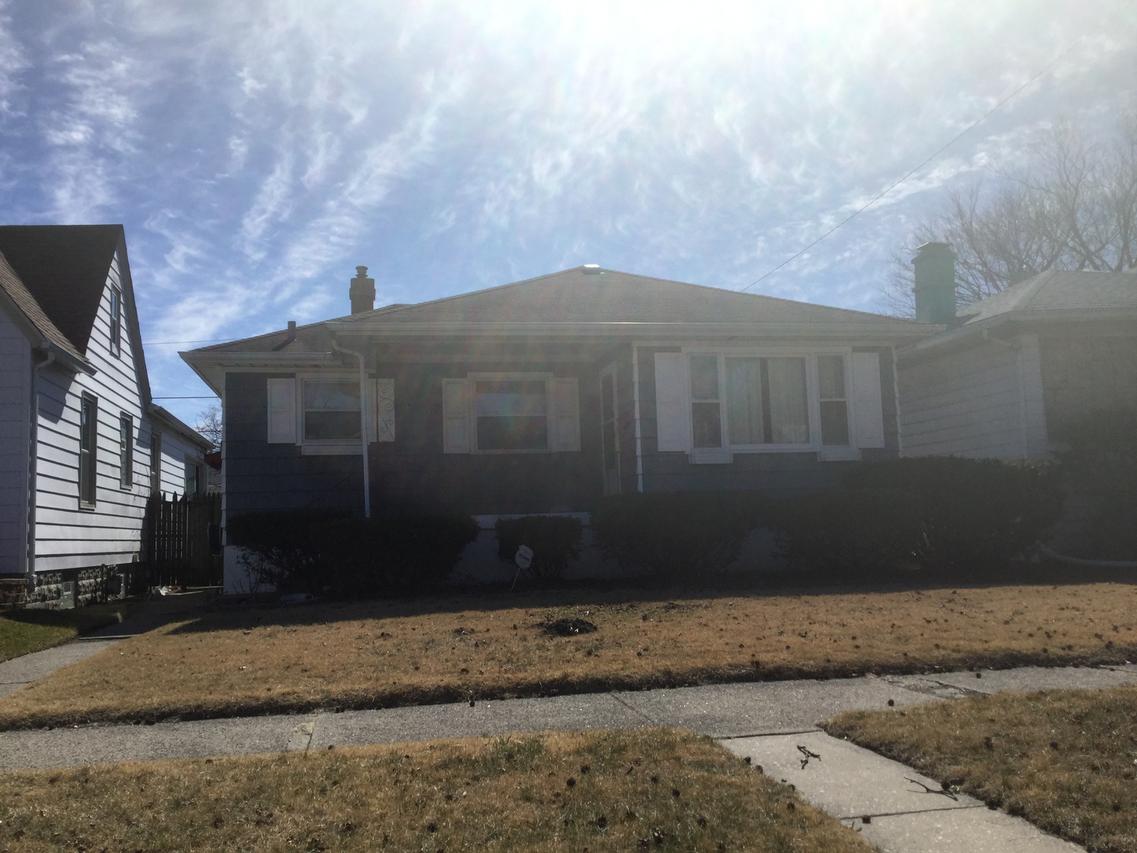 223 Ruth St., Calumet City, IL 60409