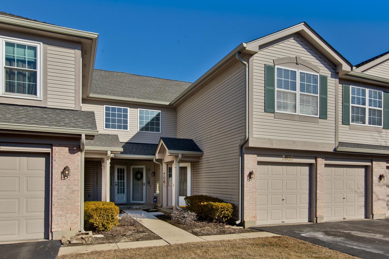 7063 S Stratton Ln., Gurnee, IL 60031