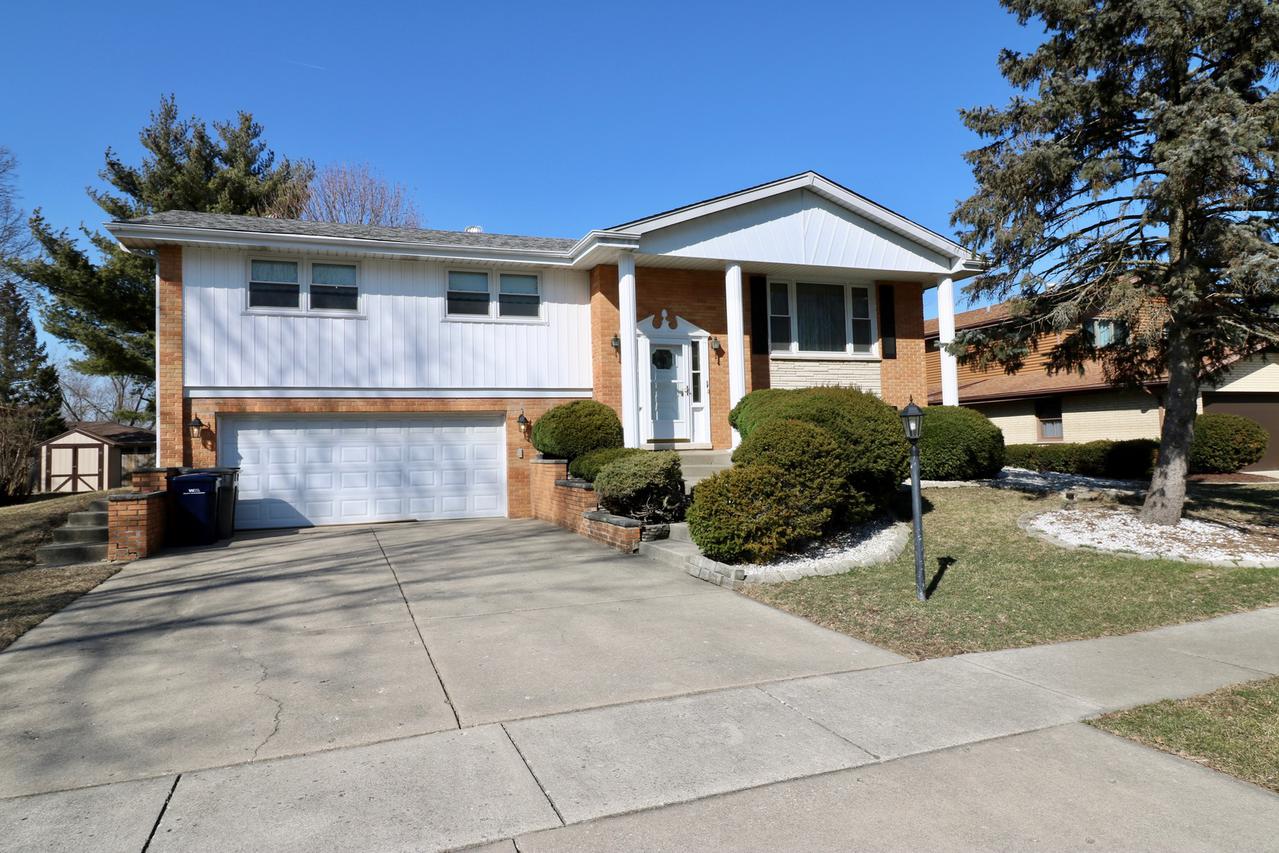 8552 Cedar St., Orland Park, IL 60462