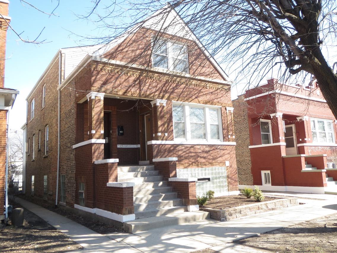 2107 S Lombard Ave., Cicero, IL 60804