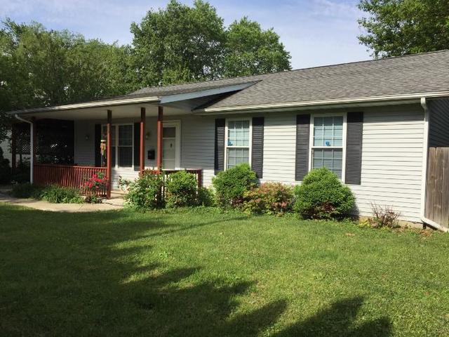 925 N 4th St., Champaign, IL 61820