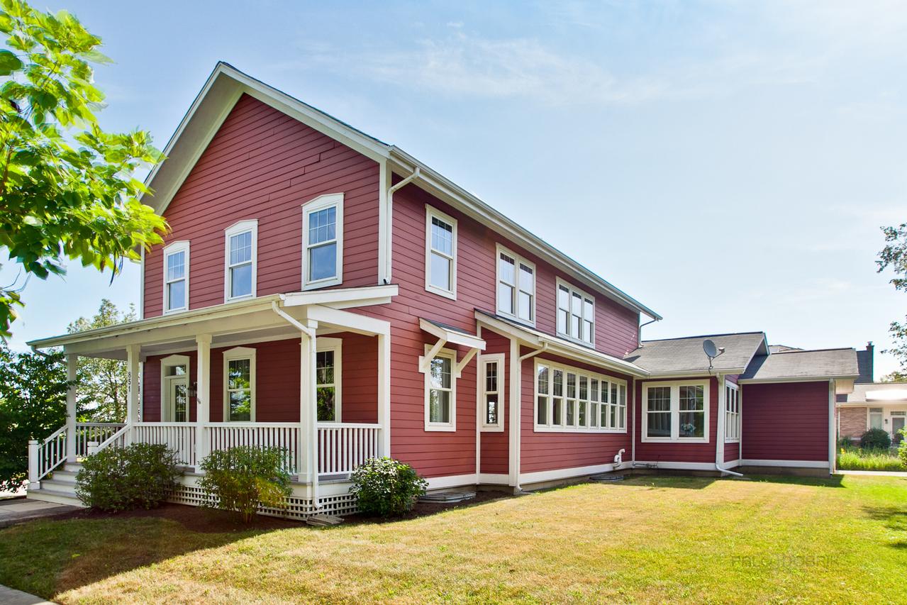 851 Harris Rd., Grayslake, IL 60030