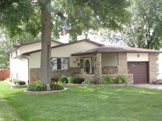 1705 17th Ave., Sterling, IL 61081