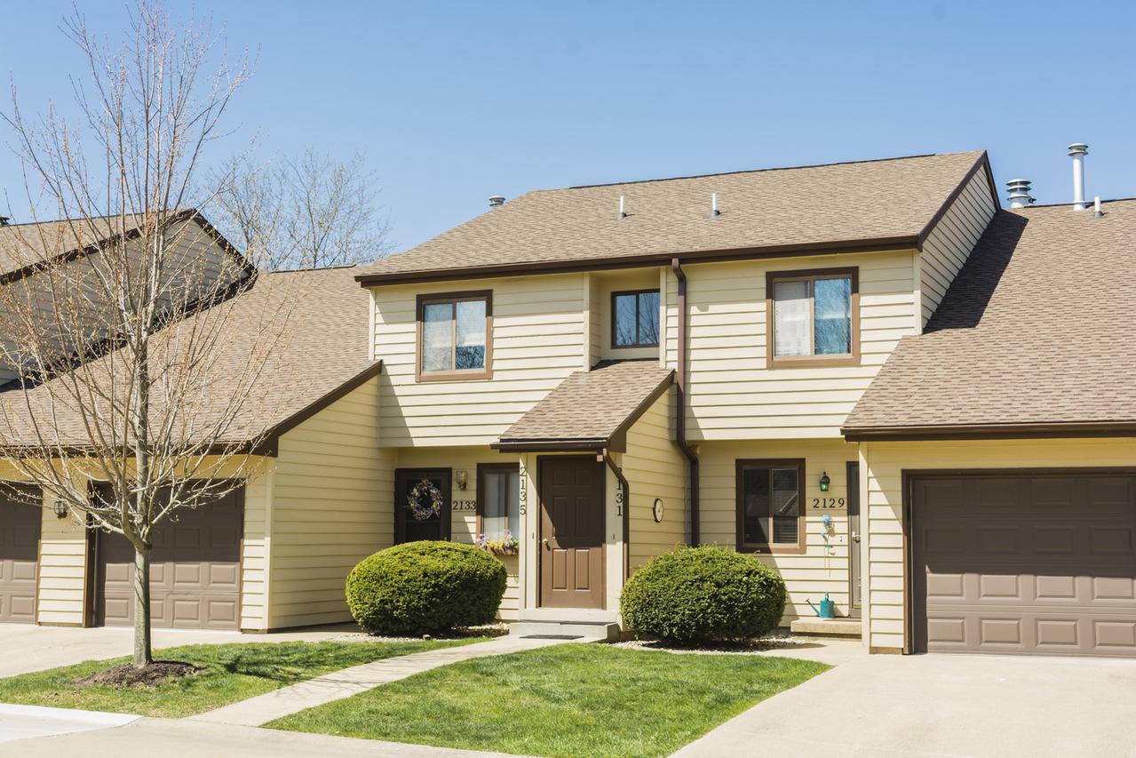 2131 Harbortown Cir., Champaign, IL 61821