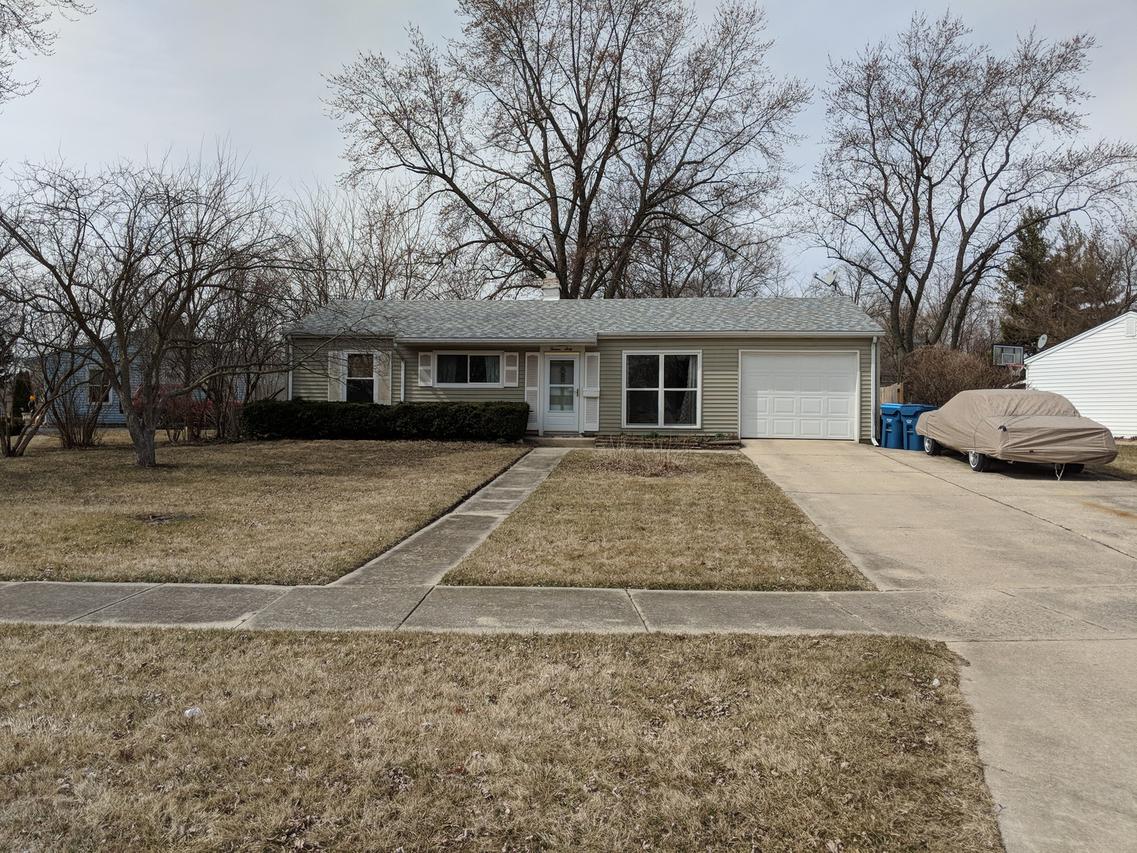 1360 Beau Ridge Dr., Aurora, IL 60506