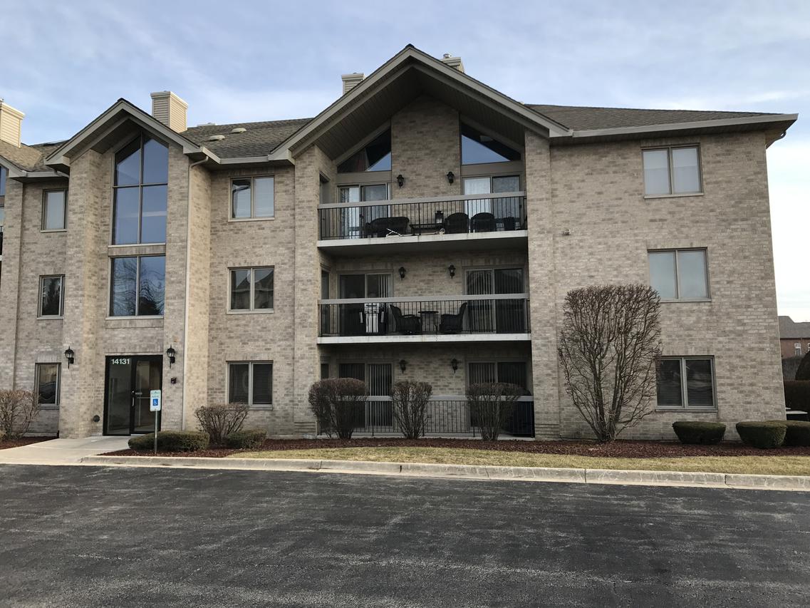 14131 Norwich Ln. #302, Orland Park, IL 60467