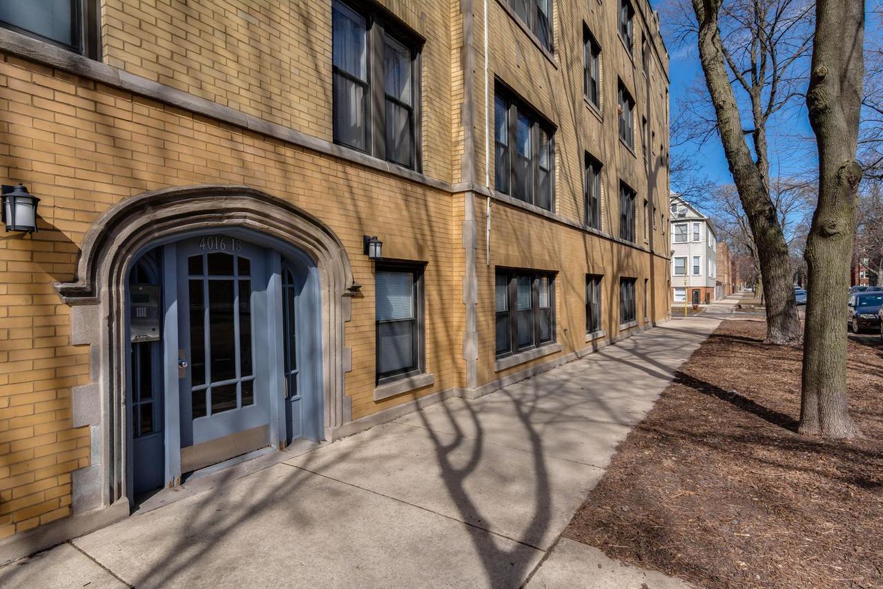 4018 N Spaulding Ave. #3, Chicago, IL 60618