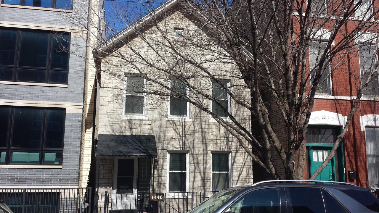 1446 W Chestnut St., Chicago, IL 60642