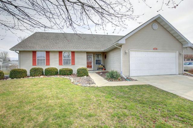 610 Chestnut Dr., St. Joseph, IL 61873