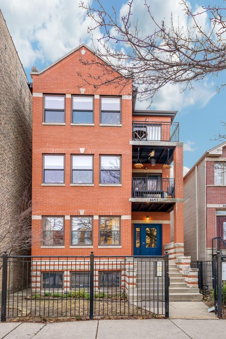 1652 N Fairfield Ave. #1, Chicago, IL 60647