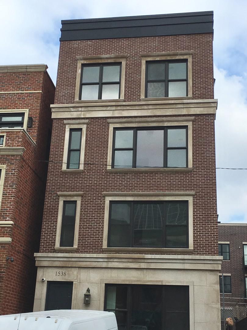 1538 N North Park Ave. #PH, Chicago, IL 60610