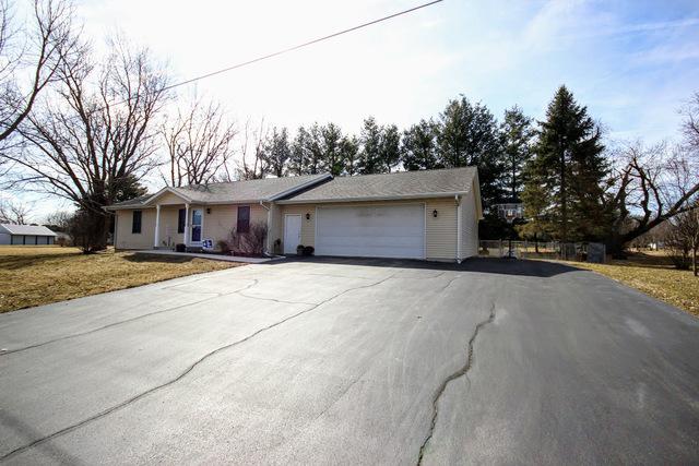 307 E Main St., Winnebago, IL 61088