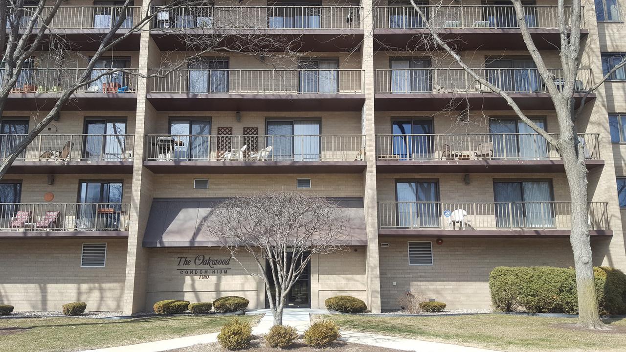 1380 Oakwood Ave. #505, Des Plaines, IL 60016