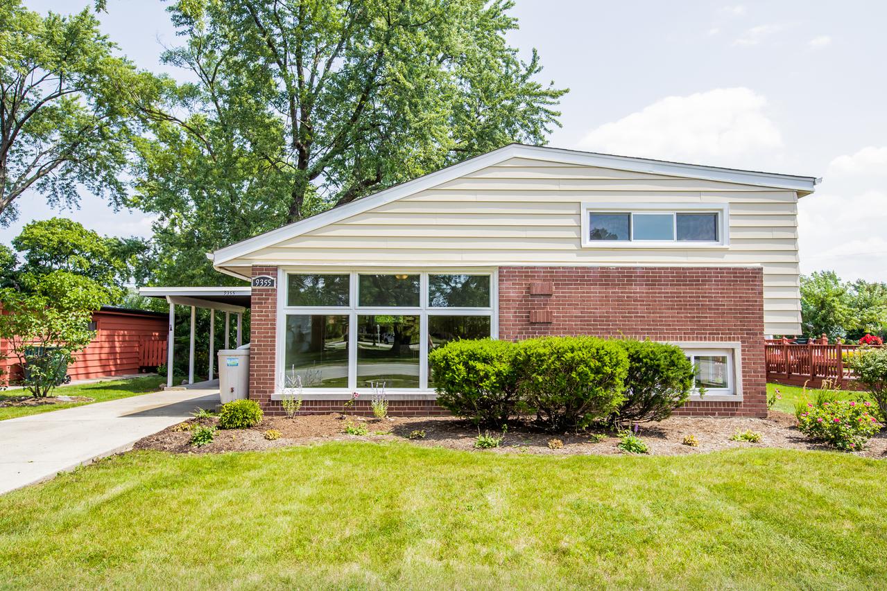 9355 Osceola Ave., Morton Grove, IL 60053
