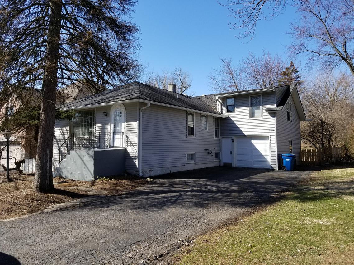 6110 Woodward Ave., Downers Grove, IL 60516