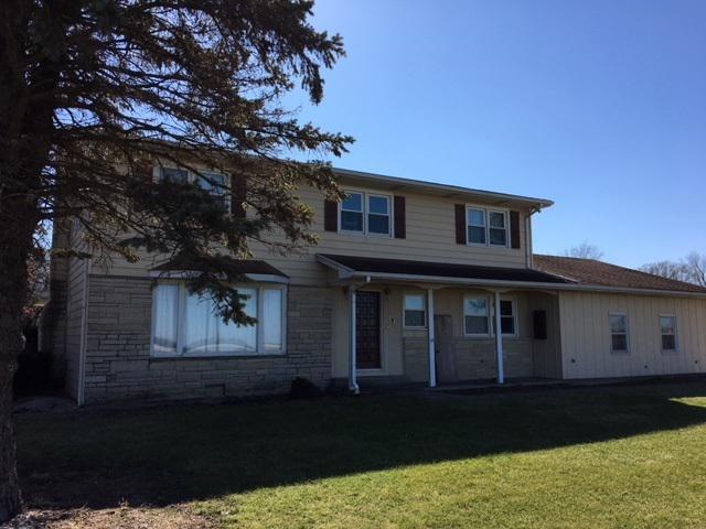 565 N 8th St., Sheldon, IL 60966