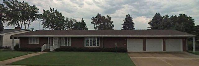 818 Sunnymeade Tr., Dekalb, IL 60115