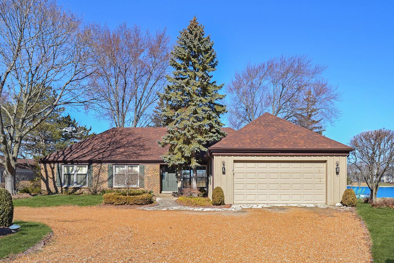 1540 Lake Shore Dr., Barrington, IL 60010