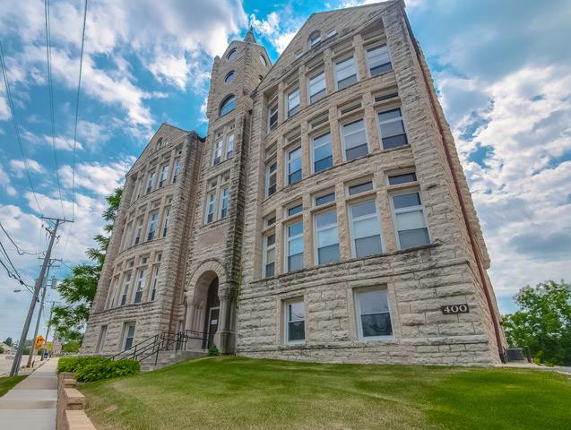400 Mccarthy Rd. #206, Lemont, IL 60439