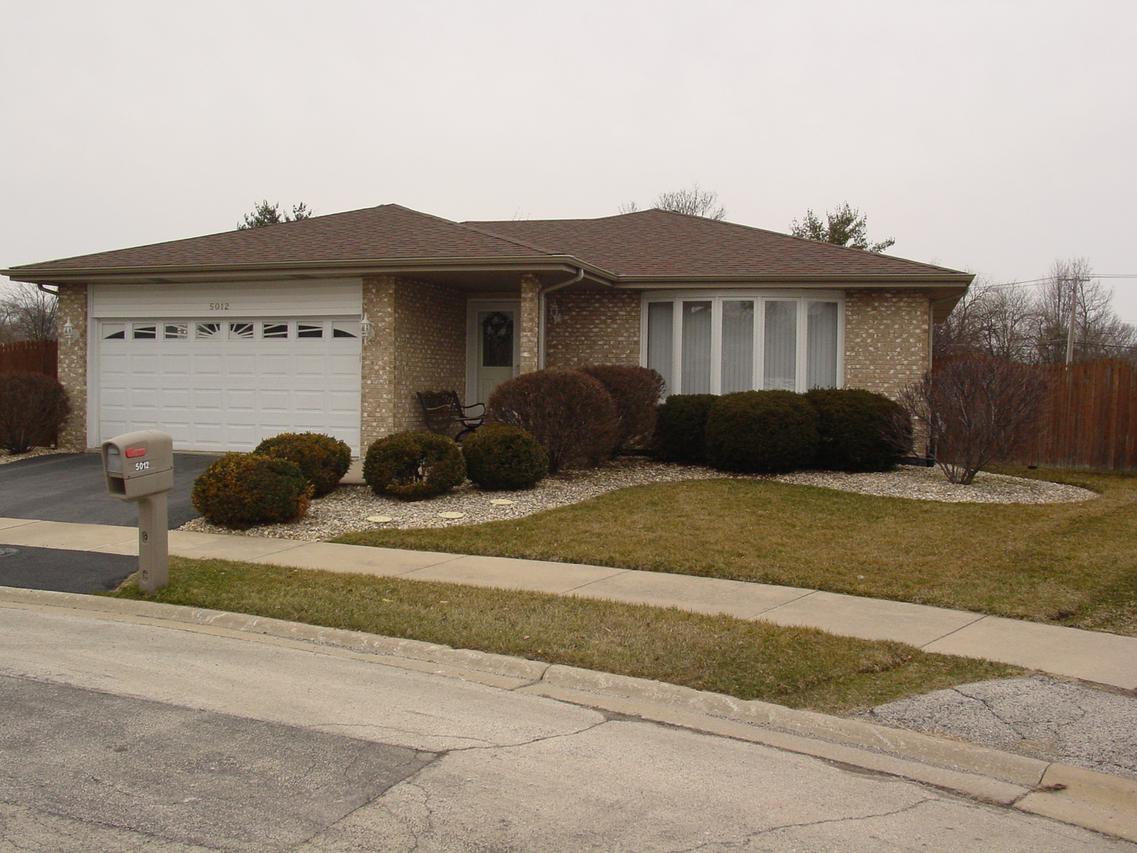 5012 Golf Ct., Midlothian, IL 60445