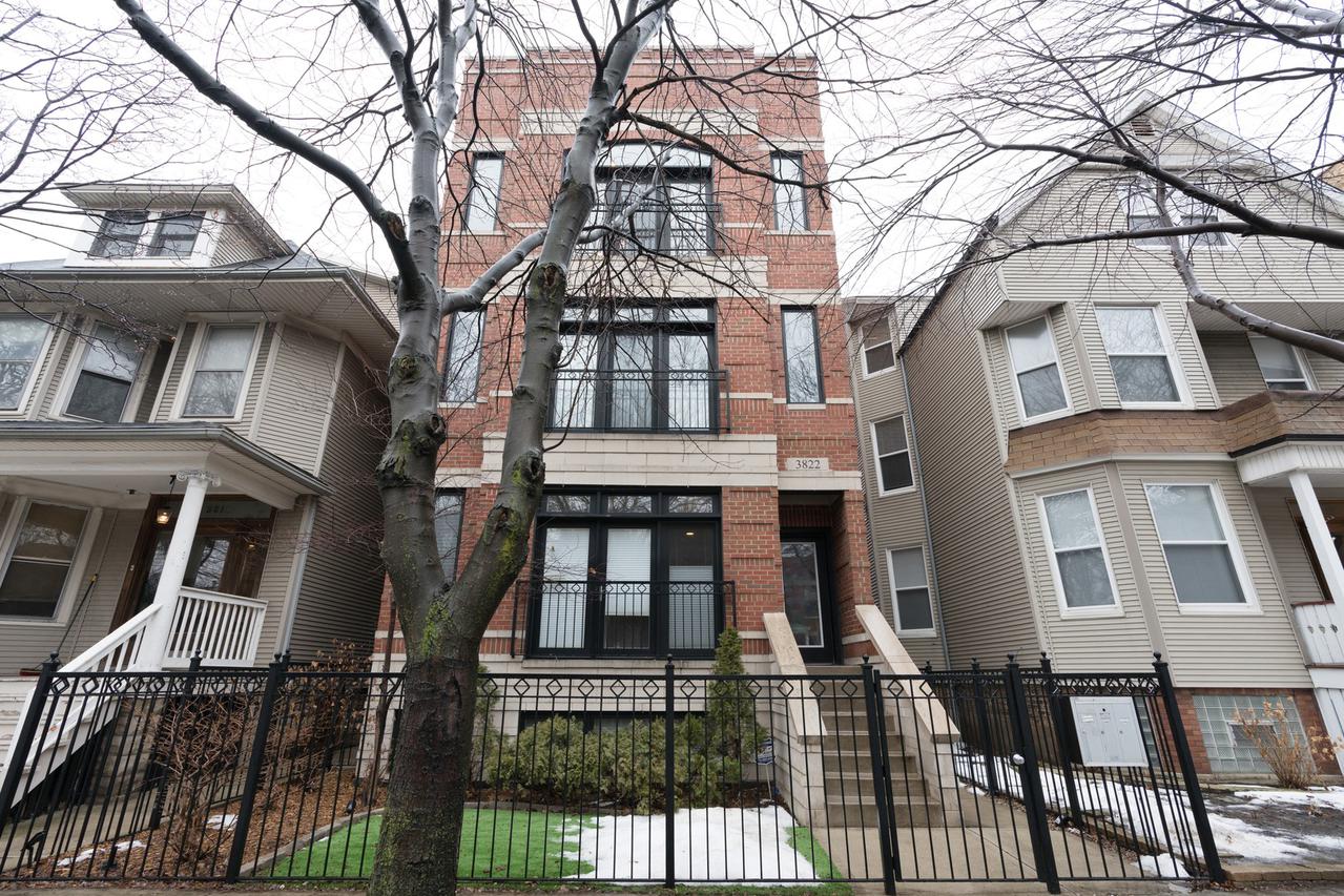 3822 N Damen Ave. #3, Chicago, IL 60618