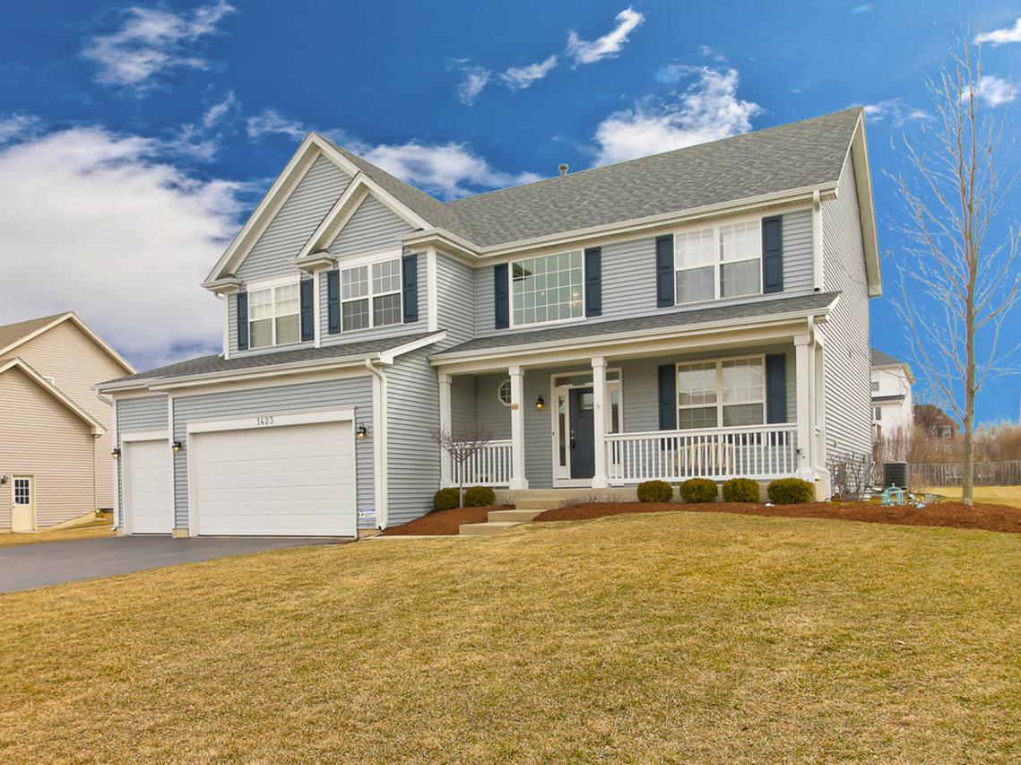1423 Alexandra Blvd., Crystal Lake, IL 60014