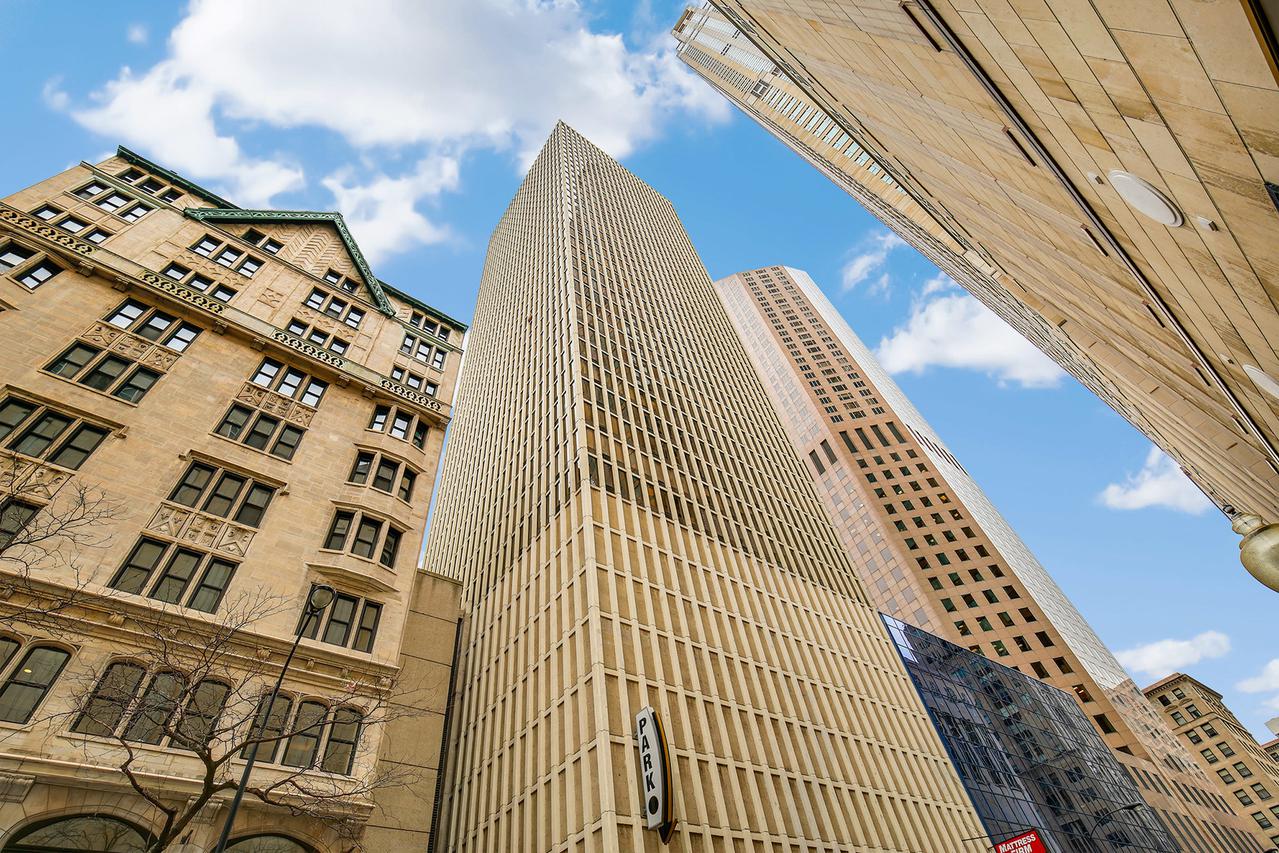 100 E Walton St. #32C, Chicago, IL 60611