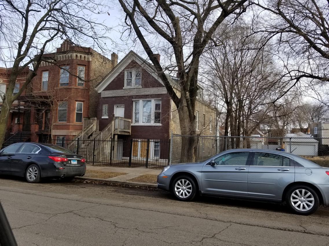 1037 N Hamlin Ave., Chicago, IL 60651