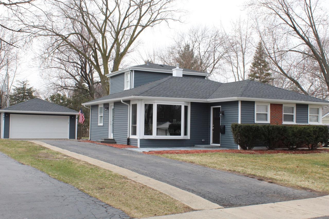2407 Wing St., Rolling Meadows, IL 60008