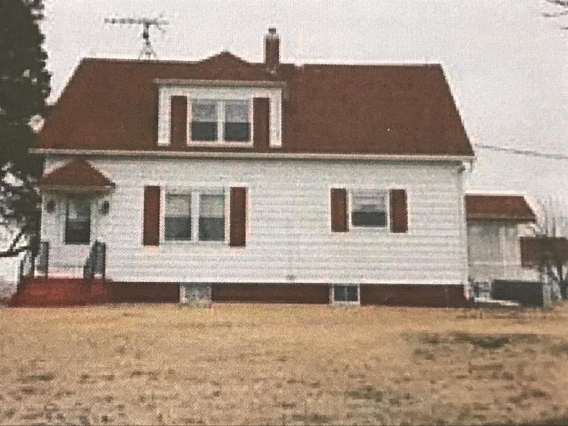 1453 E 1600 North Rd., Roberts, IL 60962