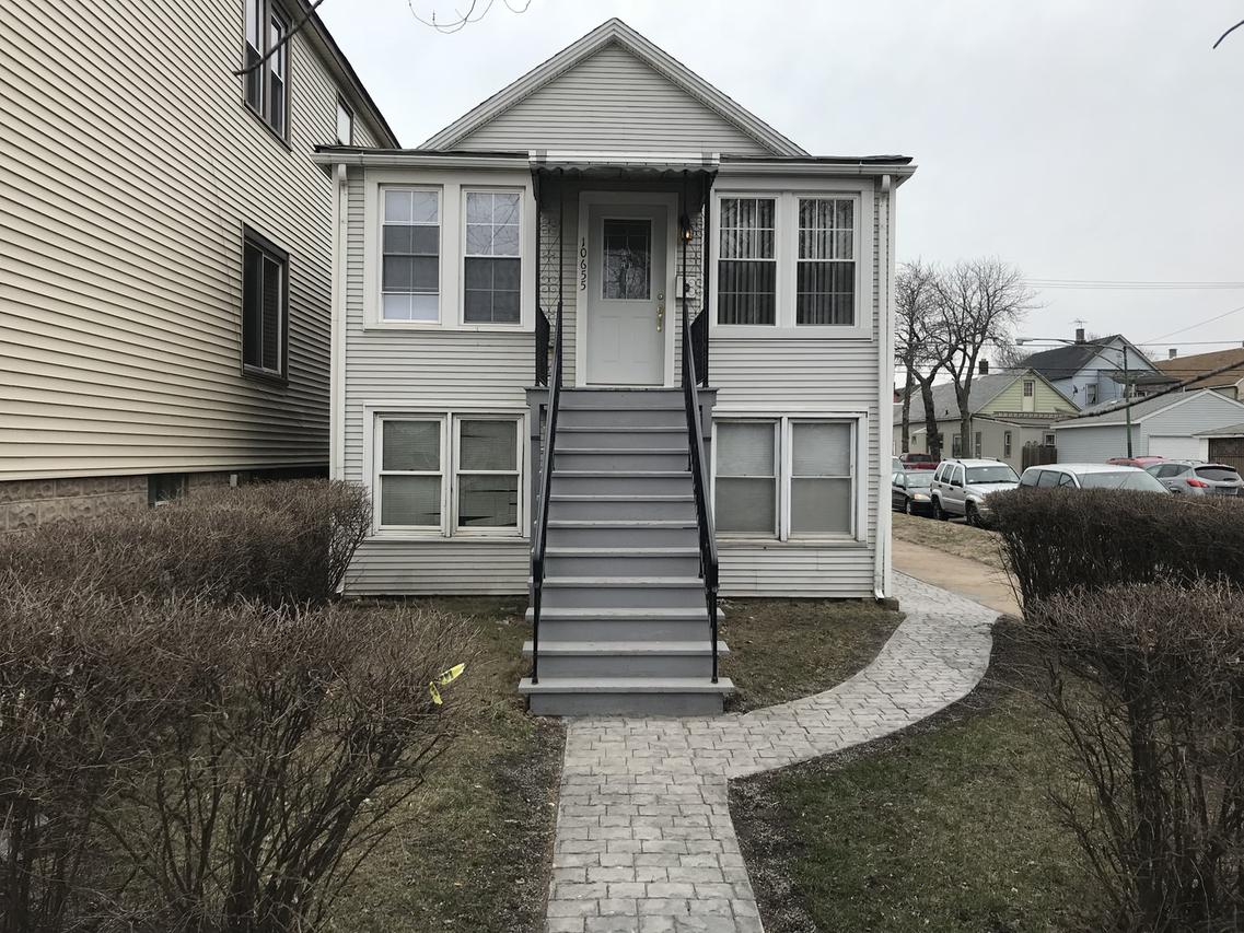 10655 S Mackinaw Ave., Chicago, IL 60617