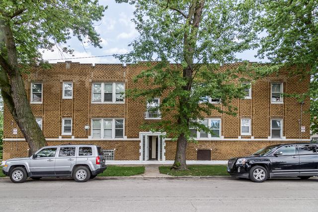 8756 S Escanaba Ave., Chicago, IL 60617