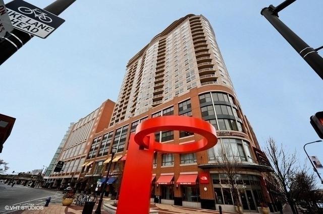 807 Davis St. #802, Evanston, IL 60201
