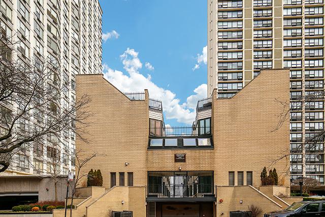 5747 N Sheridan Rd. #K, Chicago, IL 60660