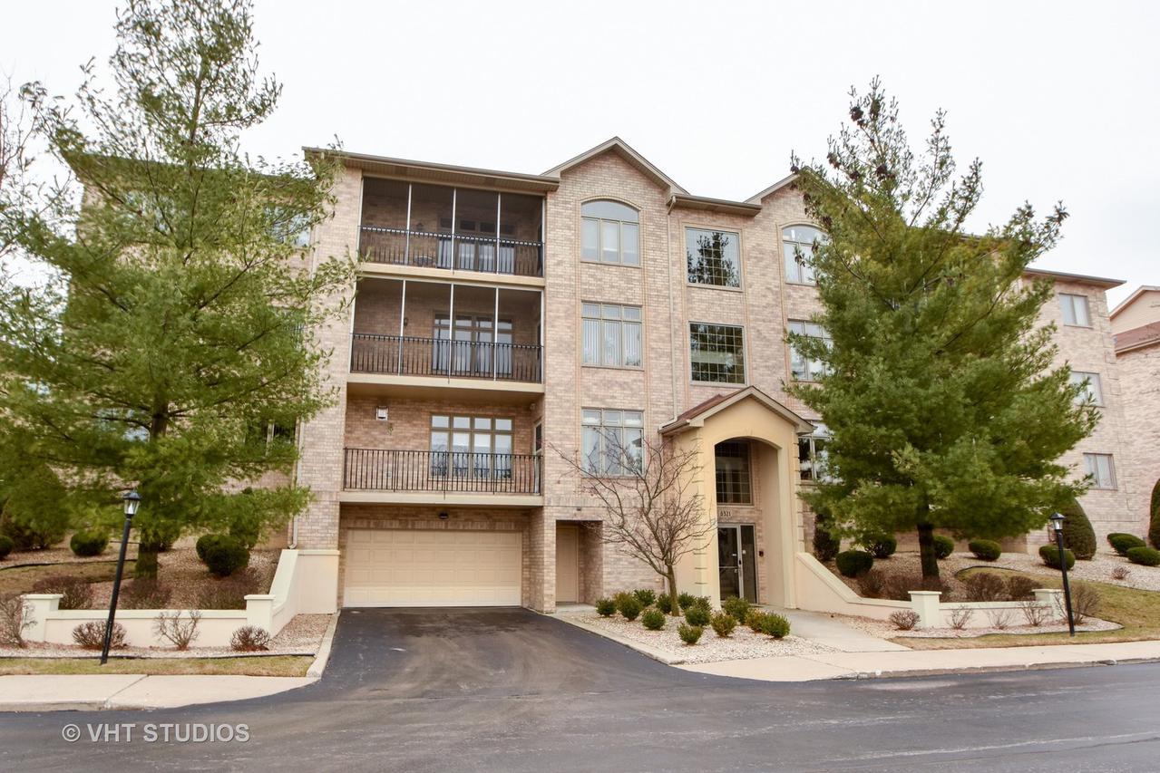 6321 Pine Ridge Ct. #3A, Tinley Park, IL 60477