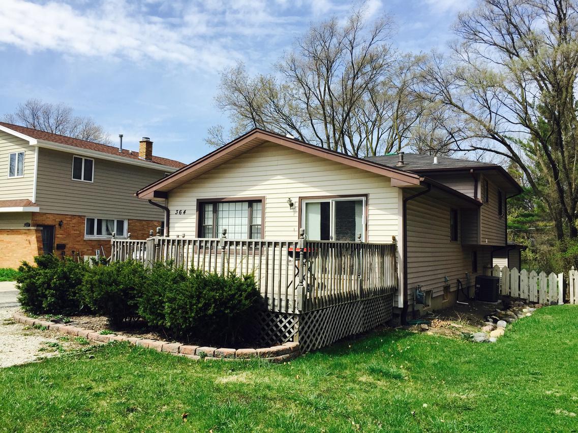 364 55th St., Clarendon Hills, IL 60514