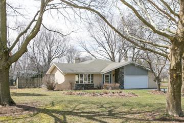 20W171 Middaugh Dr., Lemont, IL 60439