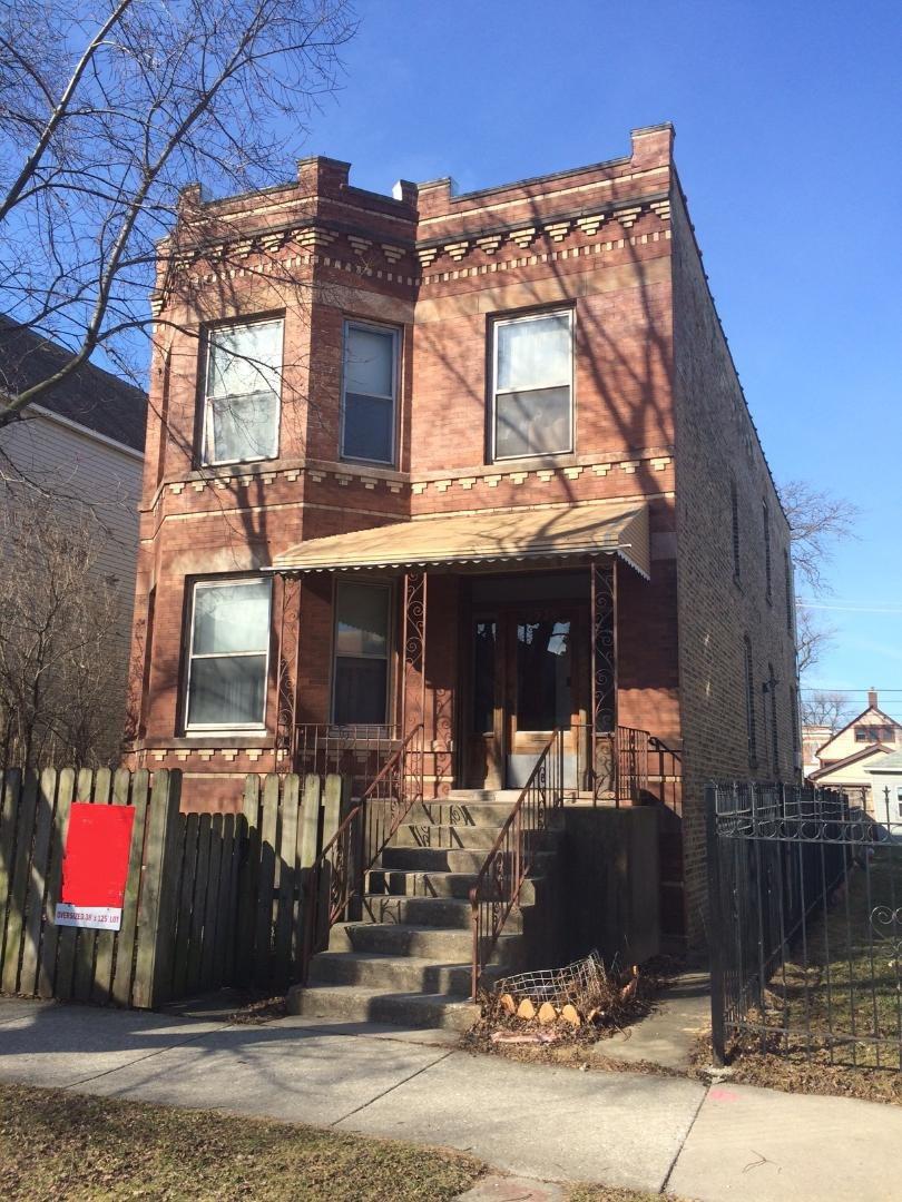 3936 N Sacramento Ave., Chicago, IL 60618