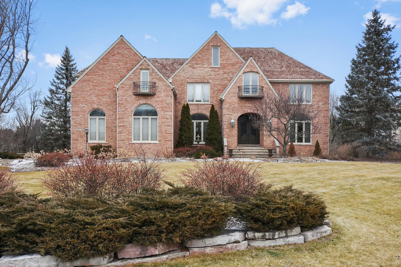 26378 Roberts Ln., Barrington, IL 60010