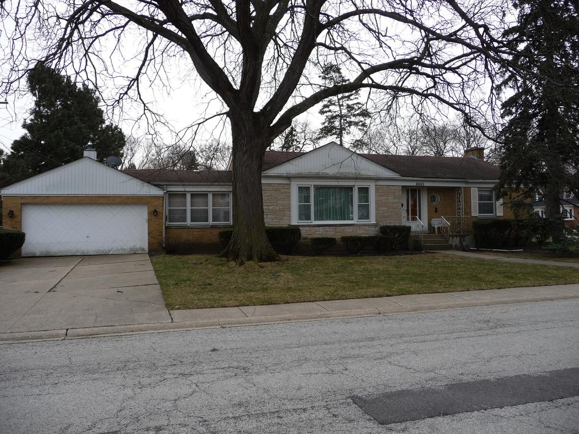 4665 W North Shore Ave., Lincolnwood, IL 60712