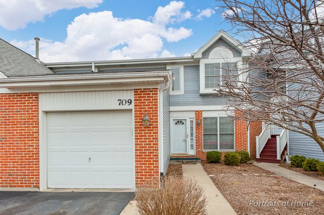 709 Daybreak Ln., Carol Stream, IL 60188