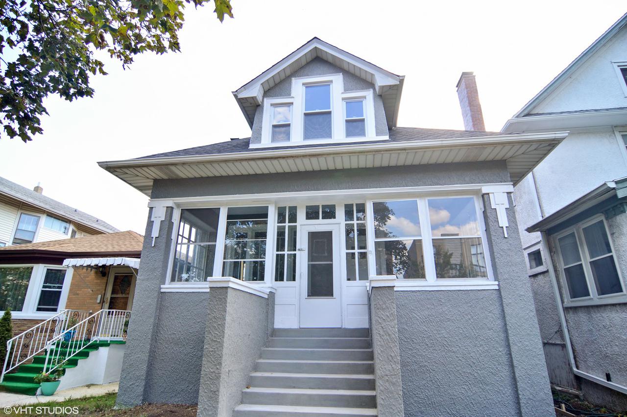 2131 W Touhy Ave., Chicago, IL 60645