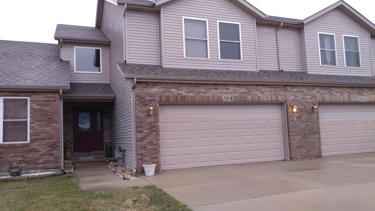 250 Morrow St. #B, Somonauk, IL 60552