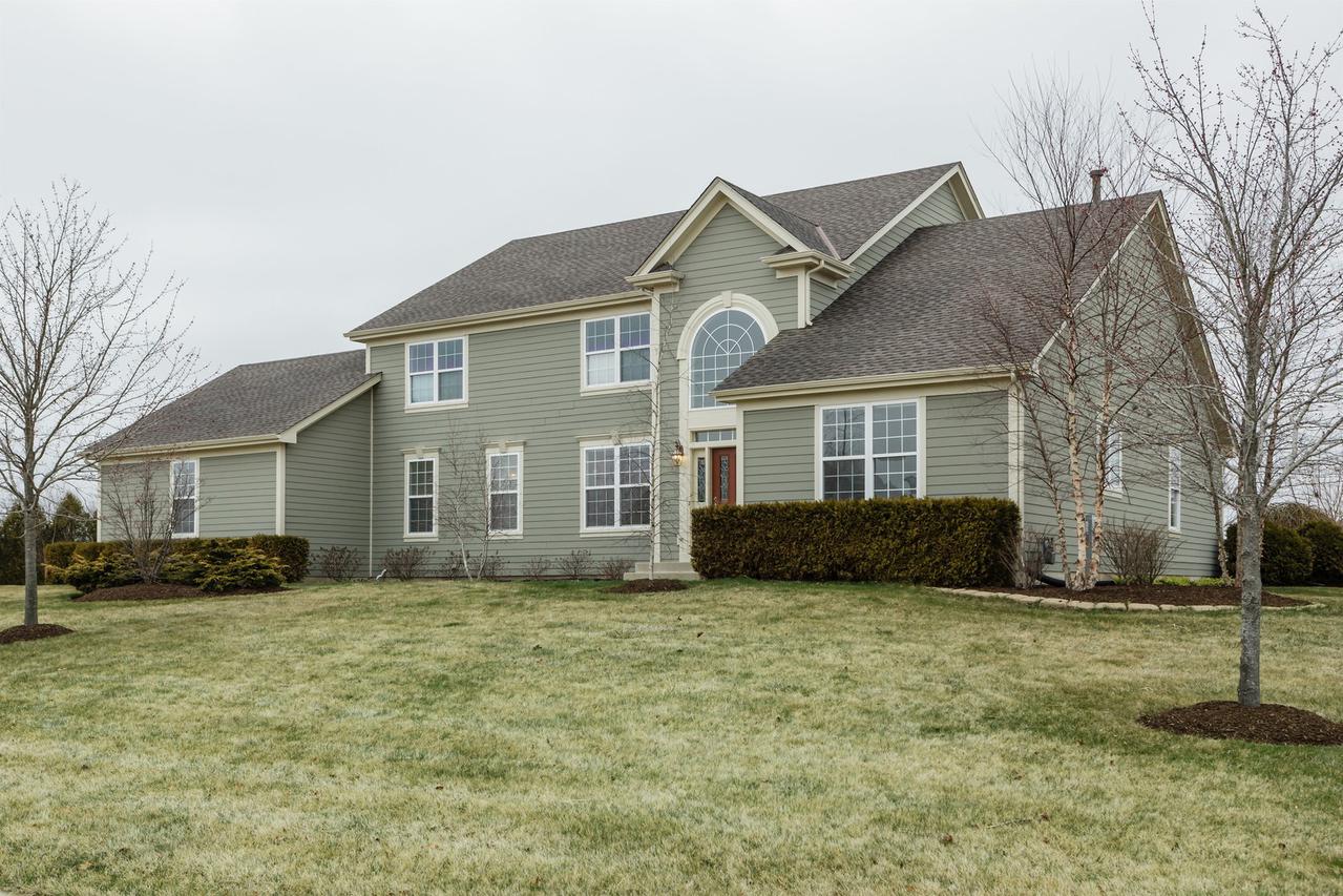13 Hawthorn Grove Cir., Hawthorn Woods, IL 60047