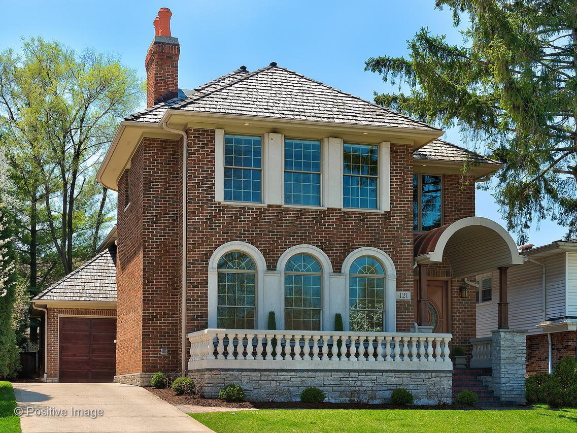 421 Colfax Ave., Clarendon Hills, IL 60514