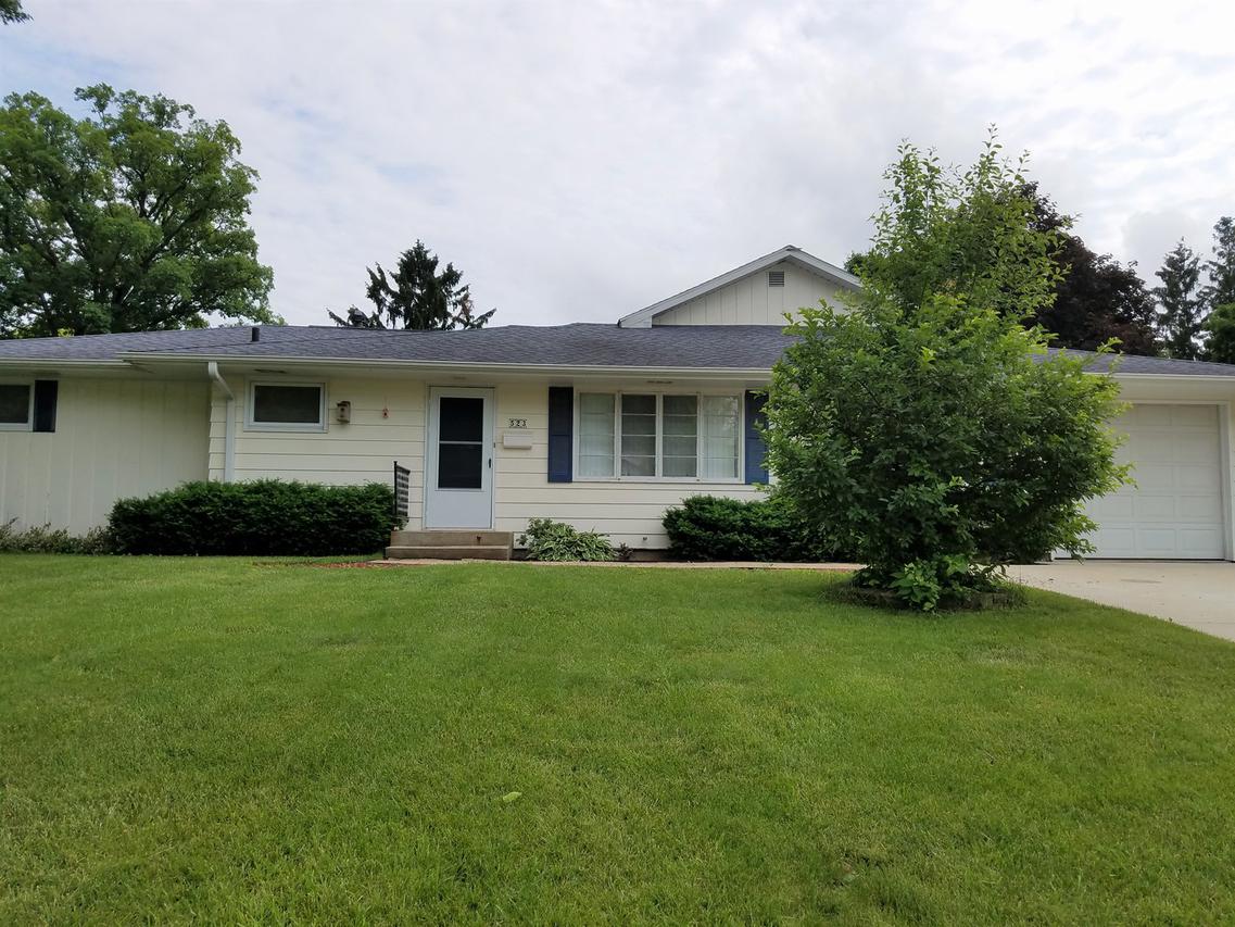 523 Barden St., Morrison, IL 61270