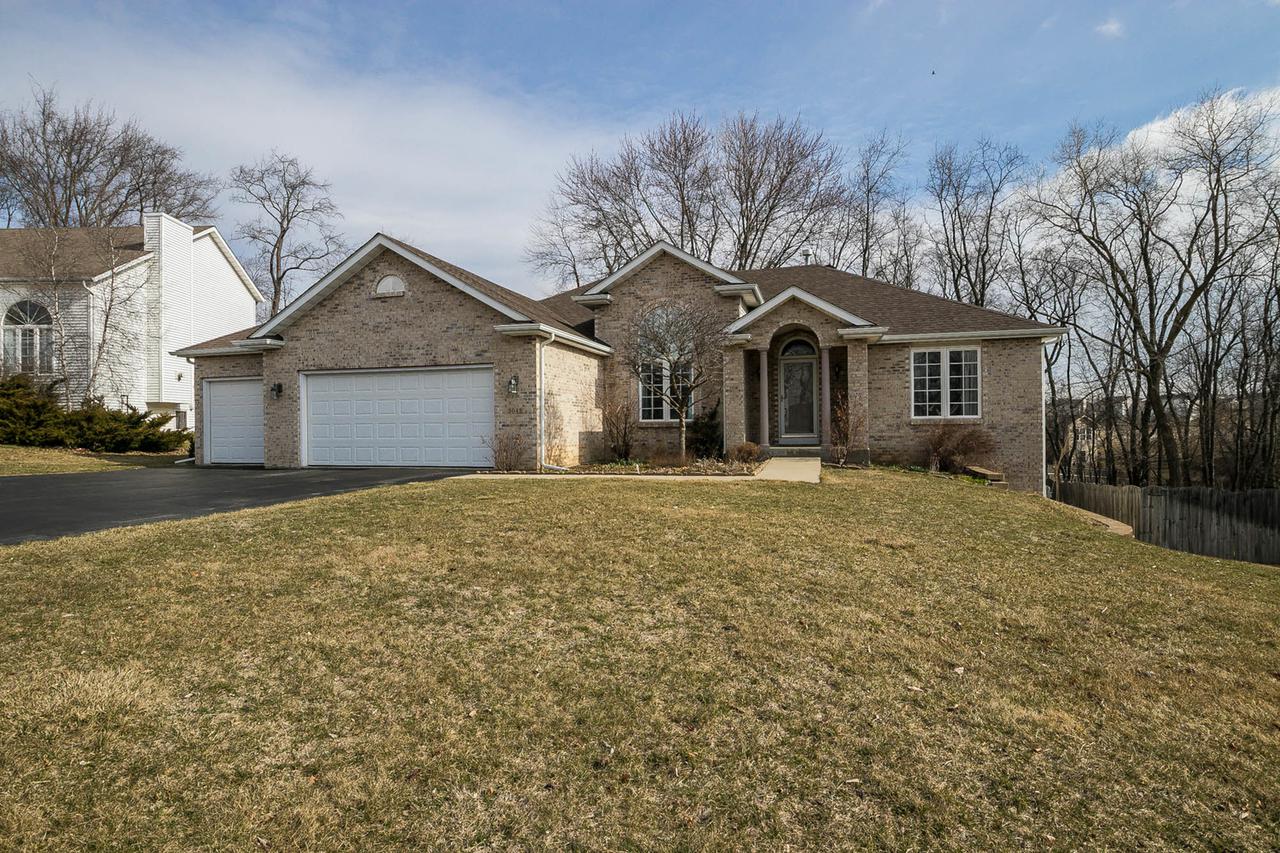 2048 Charnwood Ct., Machesney Park, IL 61115