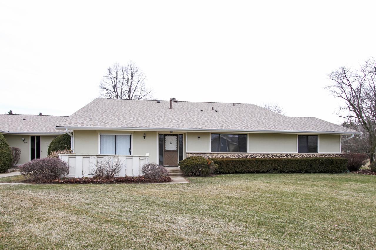 929 Wiltshire Dr. #B, Mchenry, IL 60050