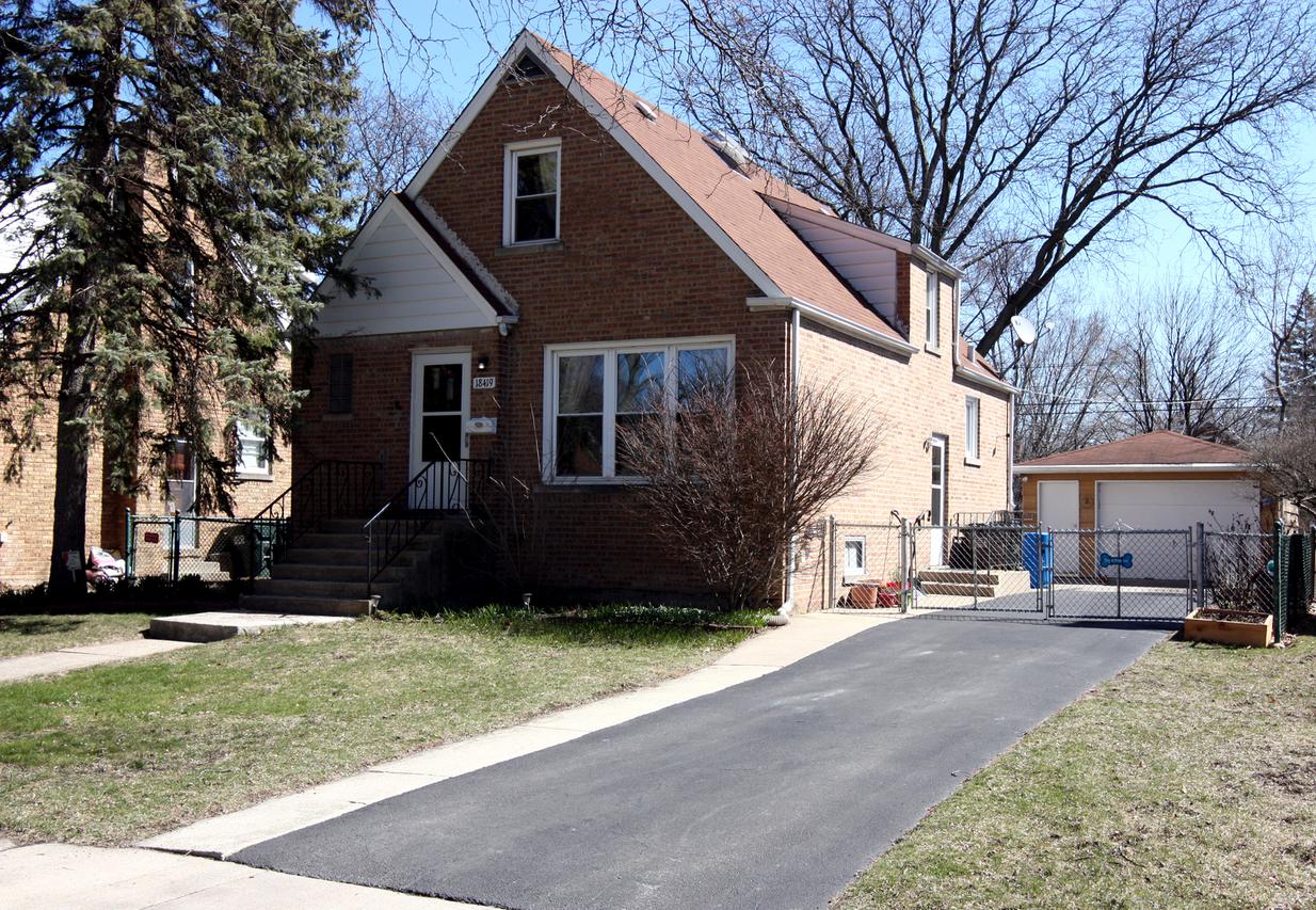 18419 Cowing Ct., Homewood, IL 60430