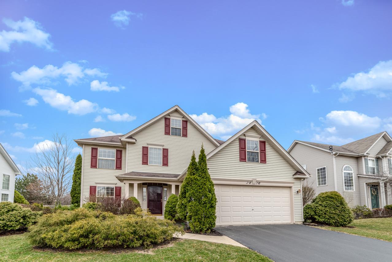 3416 Rosecroft Ln., Naperville, IL 60564